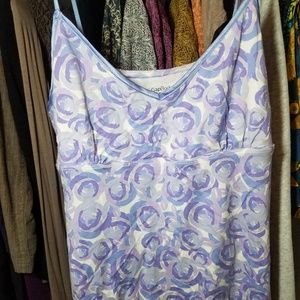 Large GapBody tank top